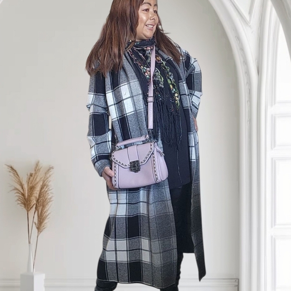 Womens Chic Chain Link Style Lavender Crossbody Bag - Picture 15 of 16